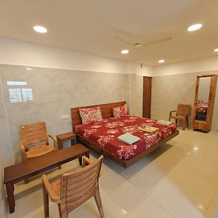 Hotel Salbala Inn - Near Airport Chennai Bagian luar foto