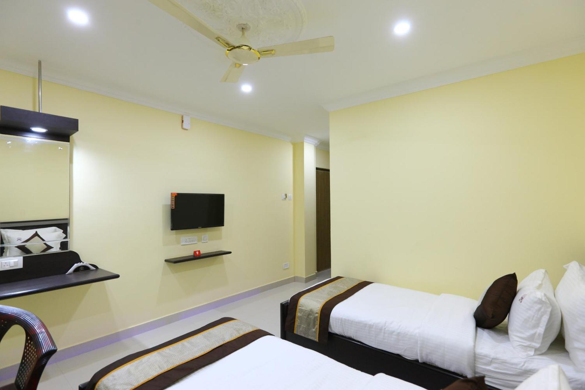 Hotel Salbala Inn - Near Airport Chennai Bagian luar foto